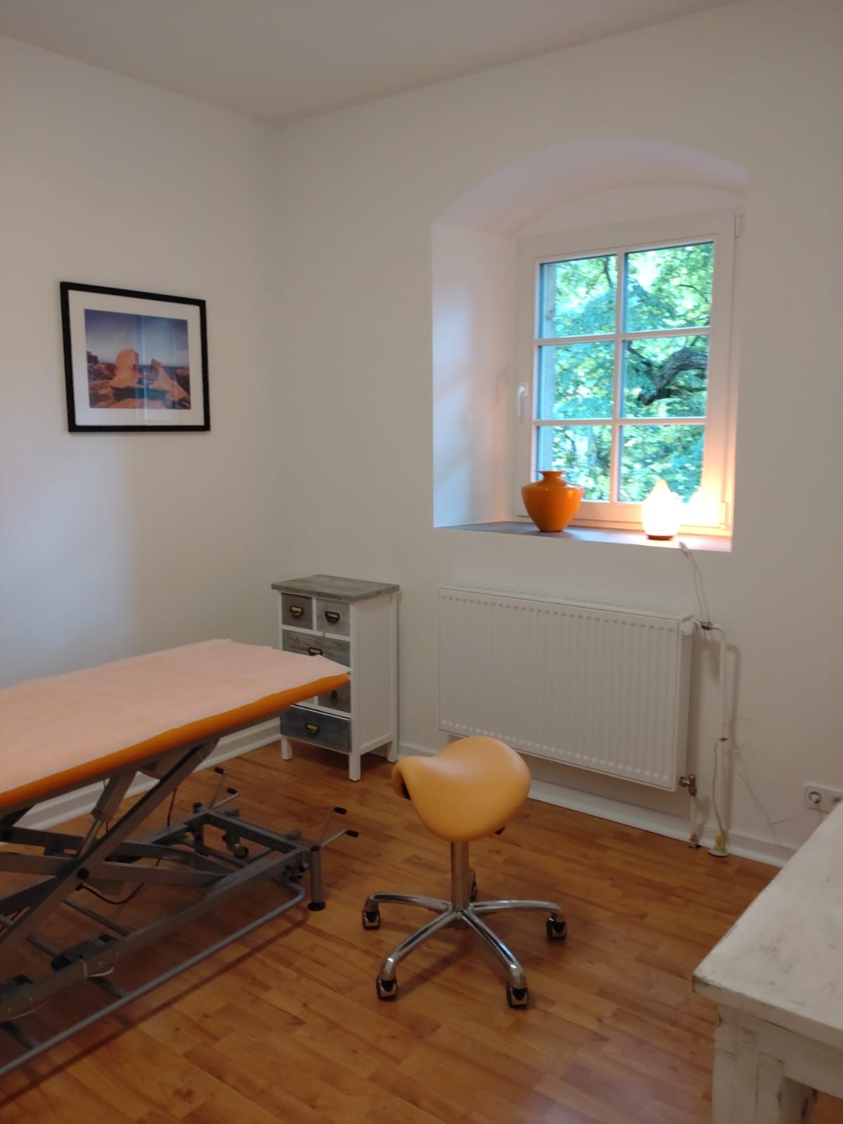 Behandlung2 Behandlungszimmer2